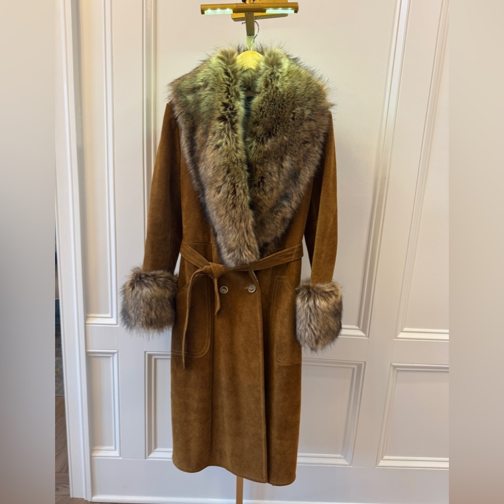 Incredible Vintage Leather woman’s Penny Lane Suede Fur Trim cuffs Long Coat med